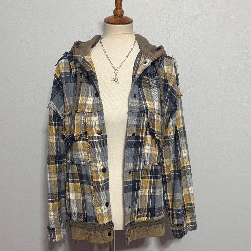 POL Hooded Plaid Shirt Jacket in Gray and Yellow